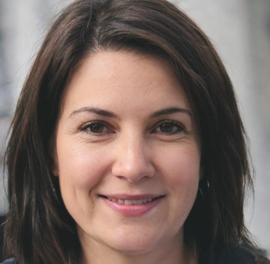 Portrait d'Évelyne Roussel, spécialiste support technique chez velonrane